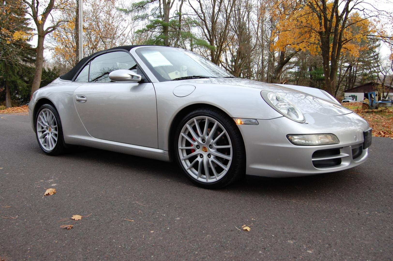 2006 Silver /Black Leather Porsche 911 (WP0CA29946S) with an 3.6L engine, 6 Speed Manual transmission, located at 6528 Lower York Road, New Hope, PA, 18938, (215) 862-9555, 40.358707, -74.977882 - Here we have a beautiful 911 convertible with a 3.6L 6 cylinder engine putting power to the rear wheels via a 6 speed manual transmission. The interior offers black leather, keyless entry, 2 master keys, cruise control, tilt steering wheel, power windows/locks/mirrors, power convertible top, power s - Photo#3